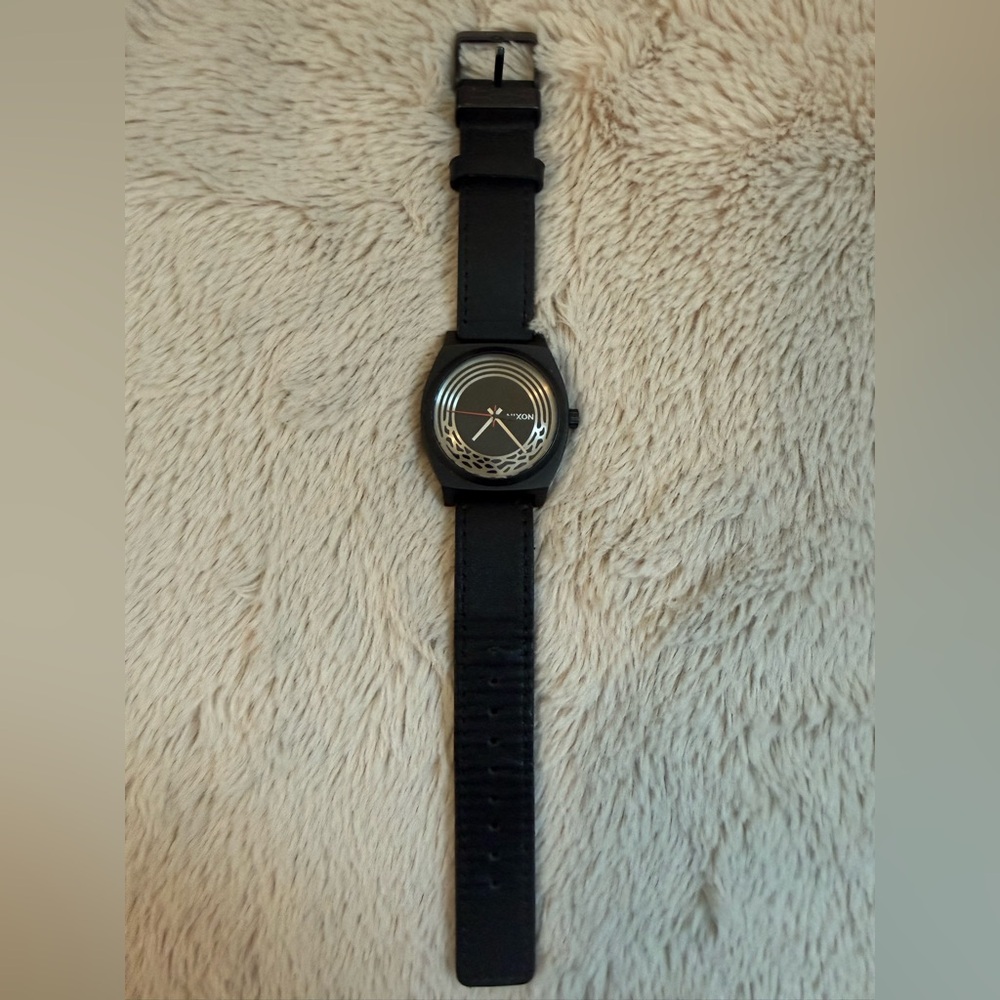 Nixon Kylo Ren Star Wars Black and Silver Watch - Picture 2 of 7